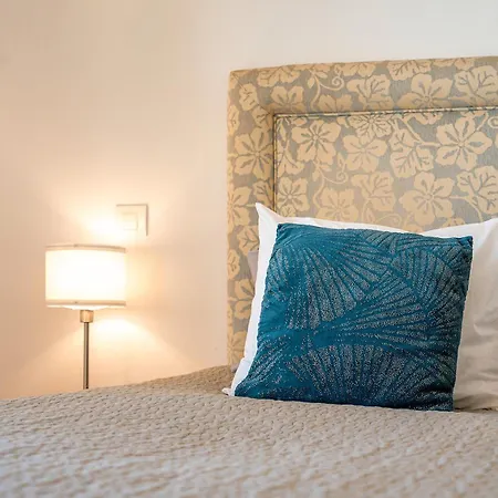 Апартаменты 1 In